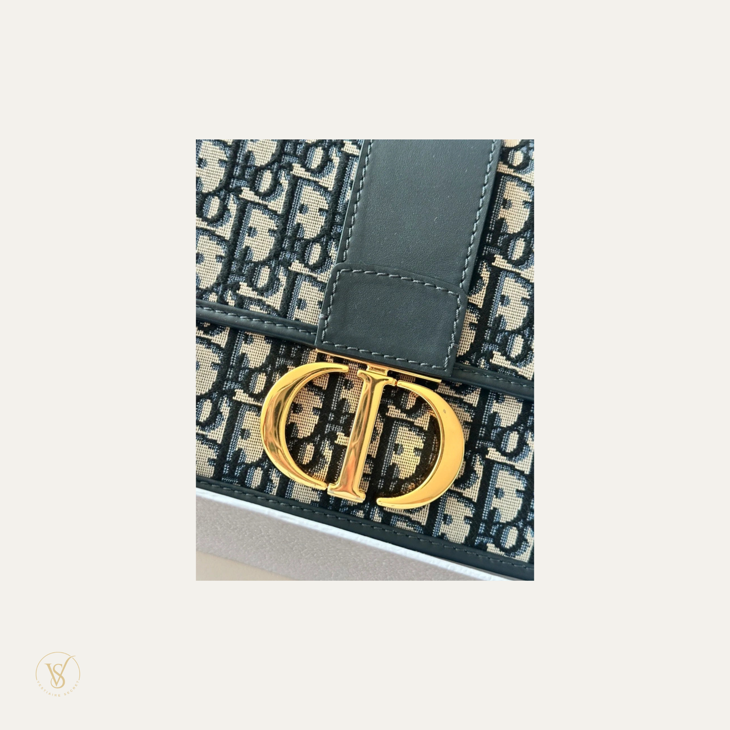 VENDU - Dior Montaigne 30 Bleu