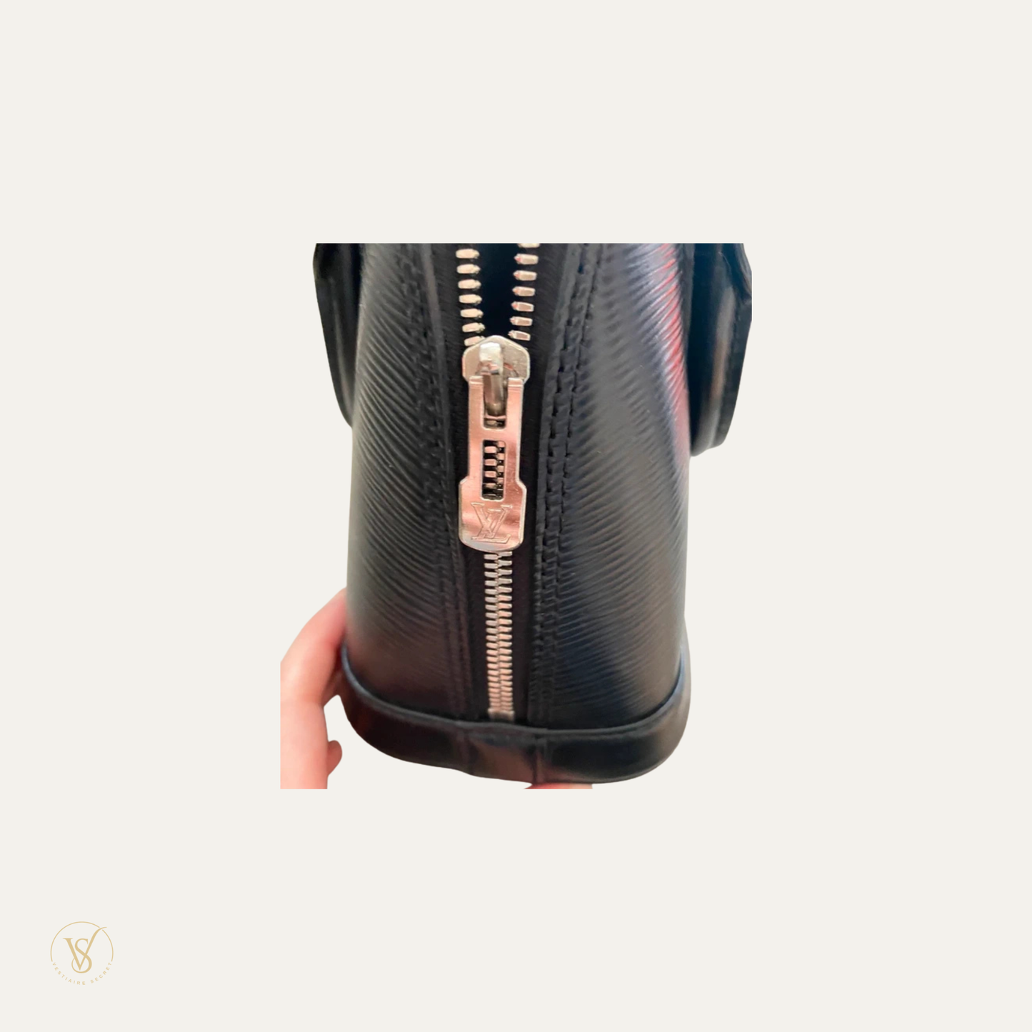 VENDU - Louis Vuitton - Alma BB cuir Epi noir